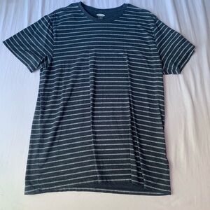 Old navy shirt